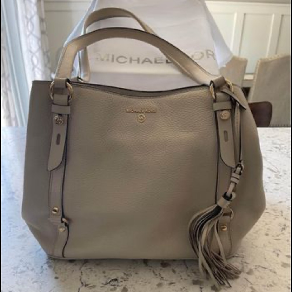 Michael kors shoulder bag